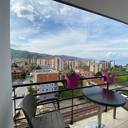 Guest'S Apartament Pogradec Exterior foto