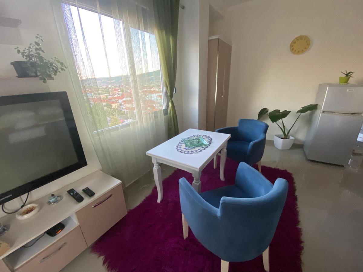 Guest'S Apartament Pogradec Exterior foto