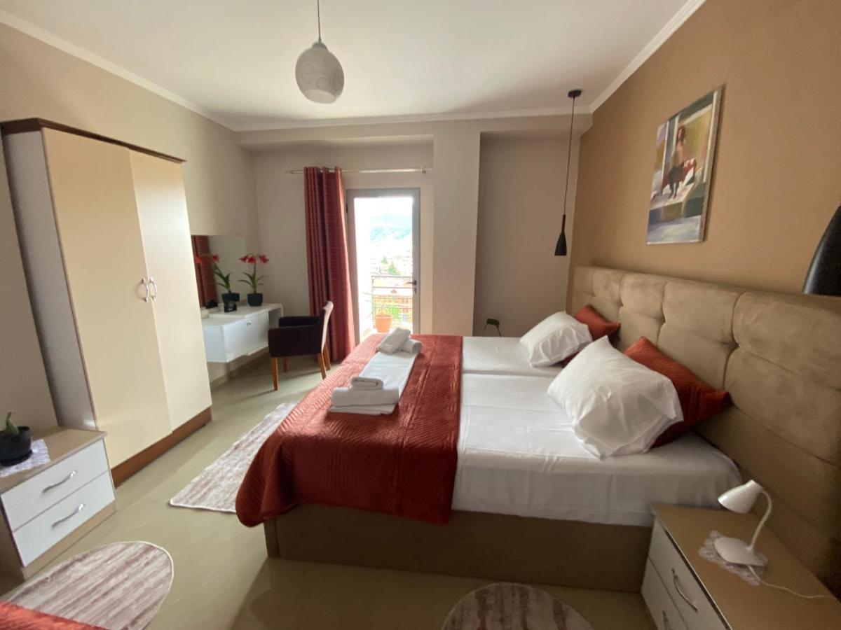 Guest'S Apartament Pogradec Exterior foto