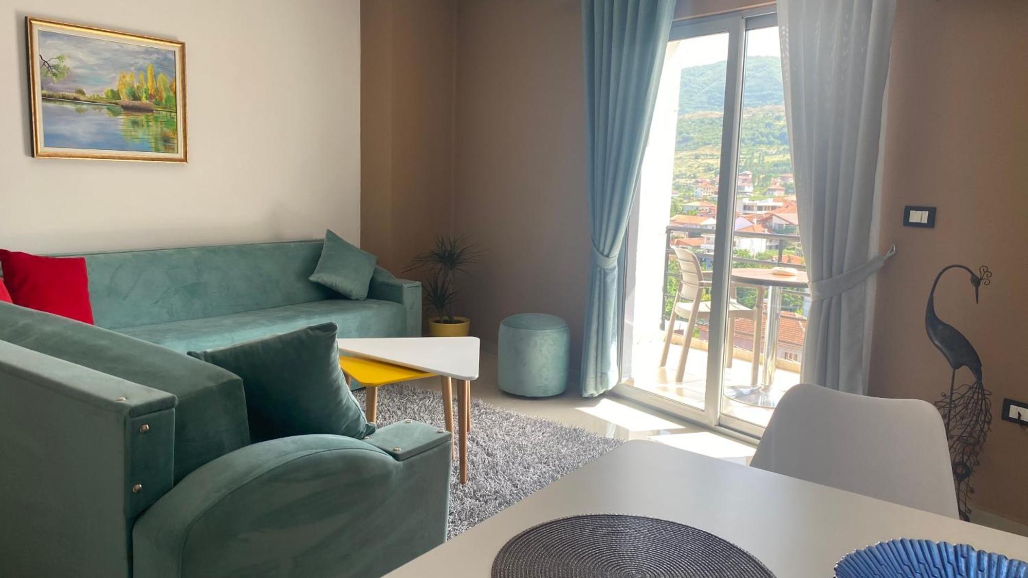 Guest'S Apartament Pogradec Exterior foto